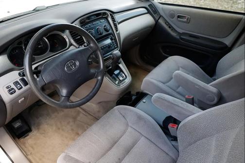 Super White 2001 Toyota Highlander Base