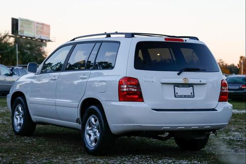 2001 Toyota Highlander Base