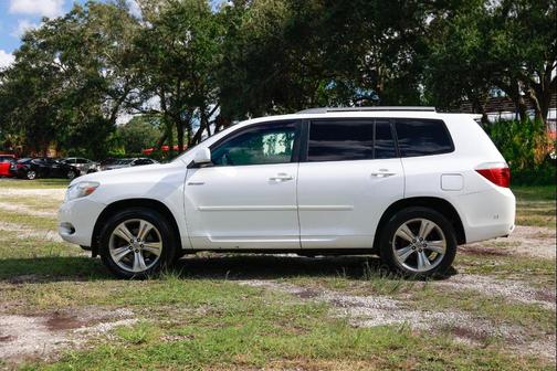 2009 Toyota Highlander Sport