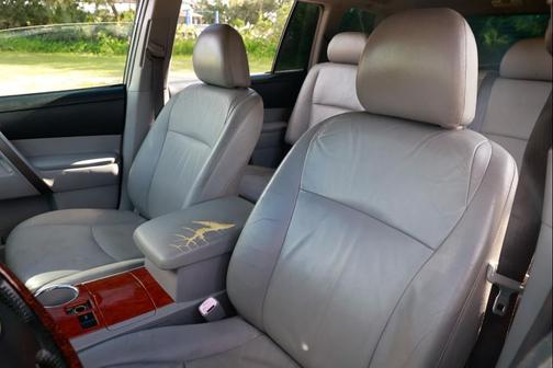 2009 Toyota Highlander Sport