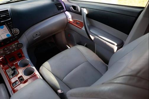 2009 Toyota Highlander Sport