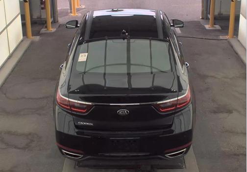 Aurora Black 2017 Kia Cadenza Premium