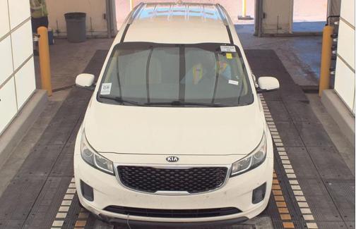 2017 Kia Sedona LX