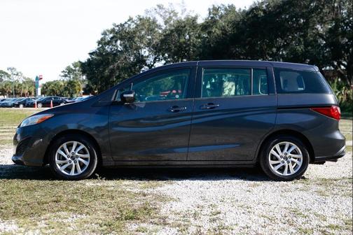 2013 Mazda Mazda5 Sport