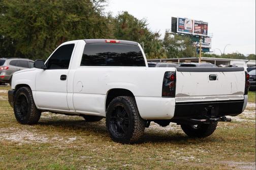 2003 Chevrolet Silverado 1500 Work Truck