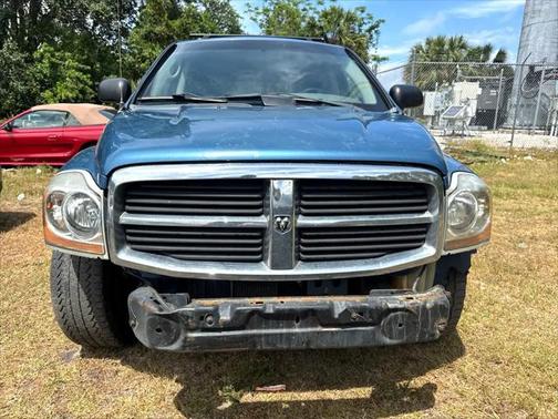 2005 Dodge Durango SLT