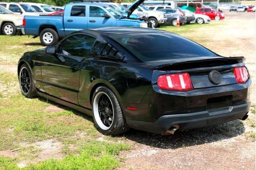 2012 Ford Mustang V6