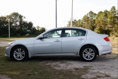 2011 INFINITI G37x Base