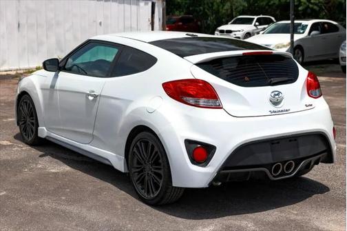2016 Hyundai Veloster Turbo