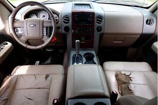 2005 Ford F-150 Lariat SuperCrew
