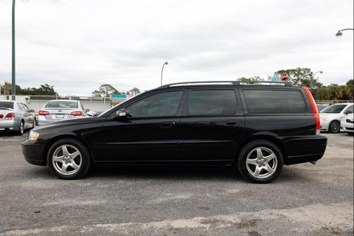 2007 Volvo V70 2.4