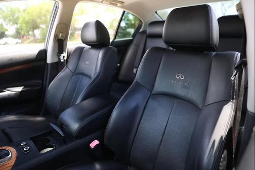2009 INFINITI G37 Journey