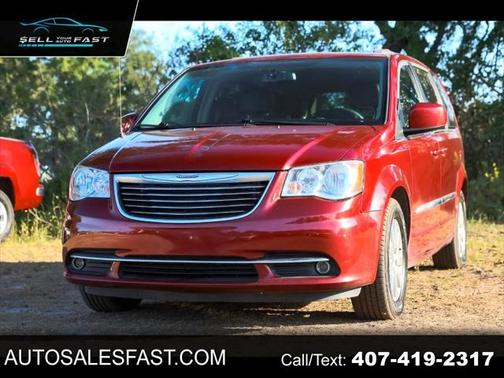 2016 Chrysler Town & Country Touring