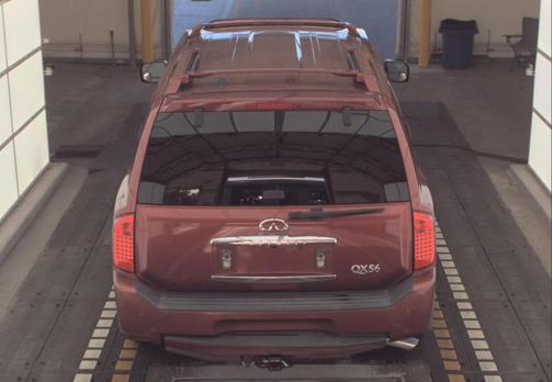 2004 INFINITI QX56 Base