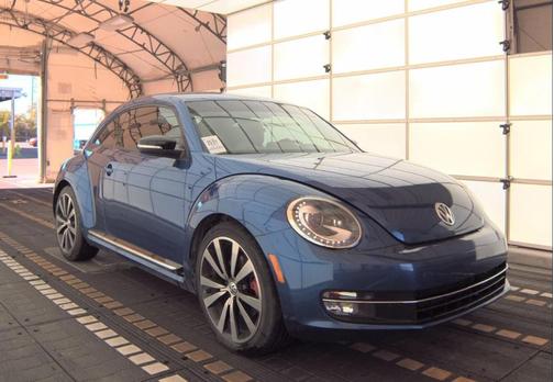2012 Volkswagen Beetle Base