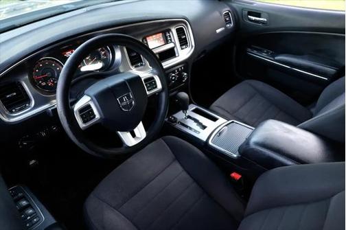 2014 Dodge Charger SE