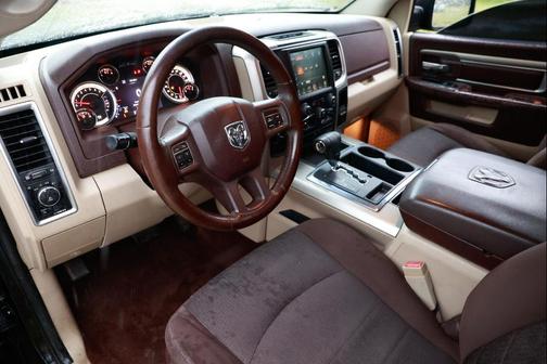 2013 RAM 1500 SLT