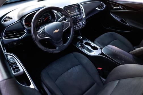 2017 Chevrolet Malibu 1LT