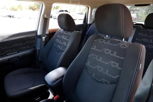 2012 Kia Soul +