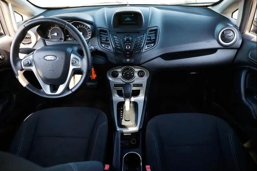 2015 Ford Fiesta SE