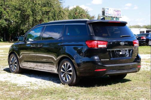 2015 Kia Sedona SX