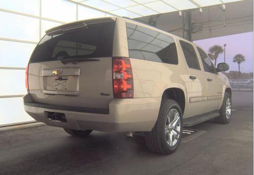 2010 Chevrolet Suburban 1500 LS