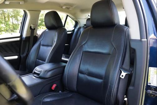 Dark Blue Pearl 2012 Ford Taurus SEL