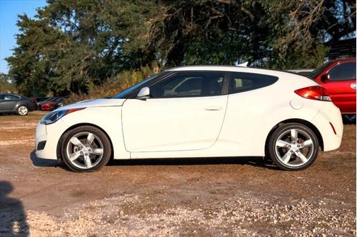 2014 Hyundai Veloster Base