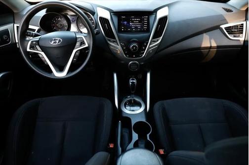 2014 Hyundai Veloster Base