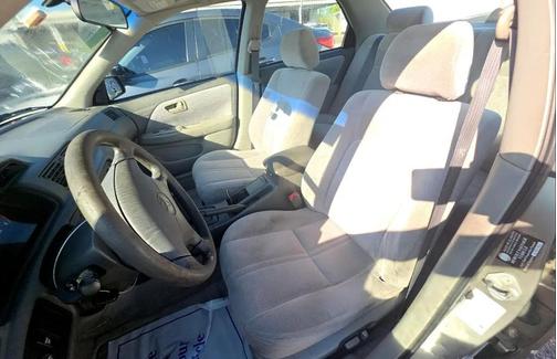 1999 Toyota Camry LE V6
