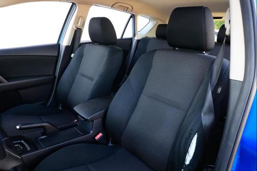 2012 Mazda Mazda3 i Touring