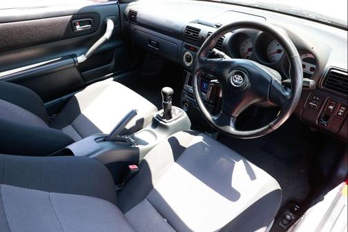 2000 Toyota MR2 2dr Conv Manual
