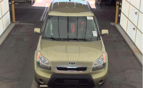 2011 Kia Soul +