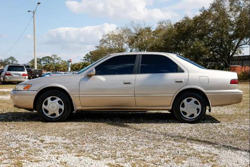 1997 Toyota Camry CE V6