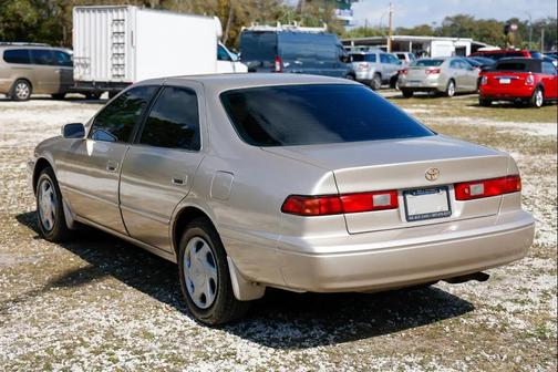 1997 Toyota Camry CE V6