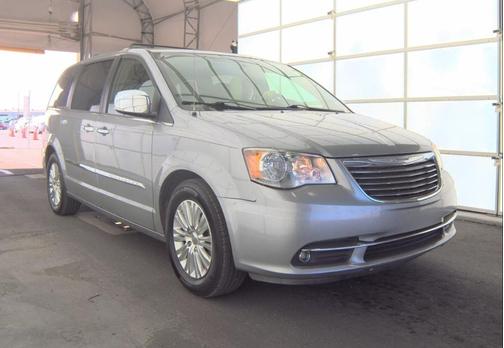 2015 Chrysler Town & Country Limited