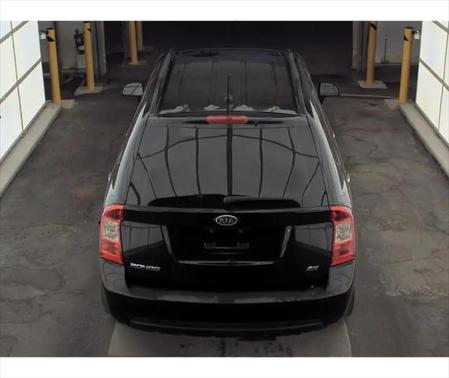 2009 Kia Rondo EX