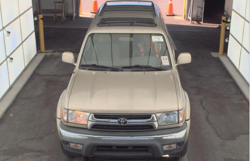 2002 Toyota 4Runner SR5