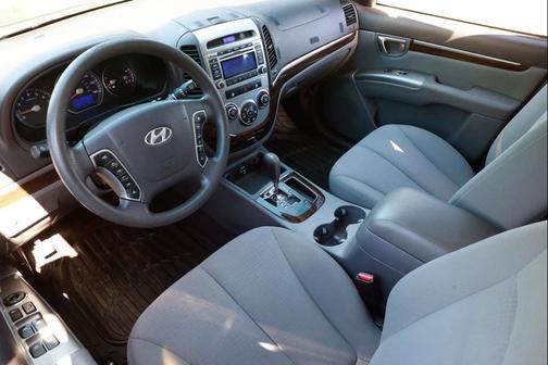 2012 Hyundai SANTA FE GLS