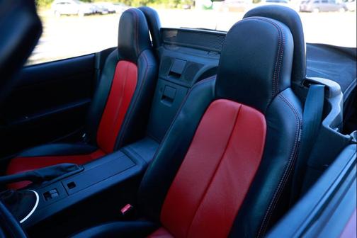 2006 Mazda MX-5 Miata Sport