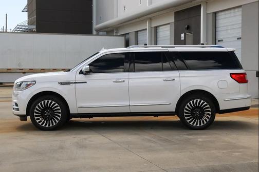 2018 Lincoln Navigator L Black Label