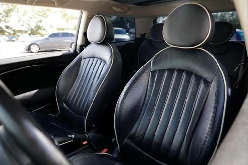 2013 MINI Hardtop Cooper