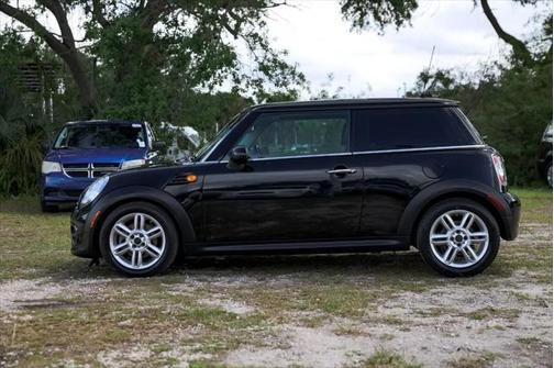 2013 MINI Hardtop Cooper