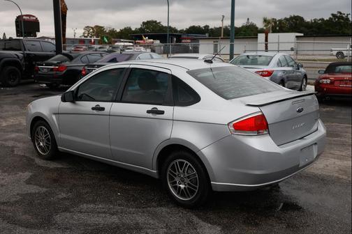 2010 Ford Focus SE