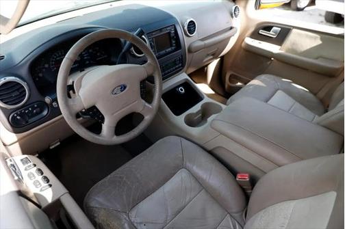 2004 Ford Expedition Eddie Bauer