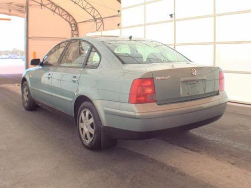 1999 Volkswagen Passat GLS
