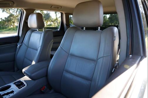 2011 Jeep Grand Cherokee Laredo