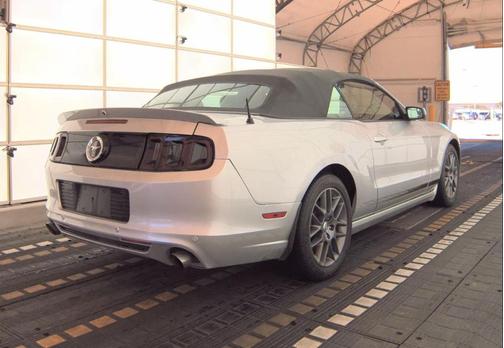 2014 Ford Mustang V6 Premium