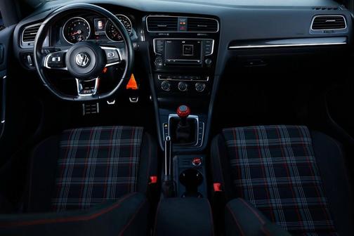 2016 Volkswagen Golf GTI 2.0T S 4-Door