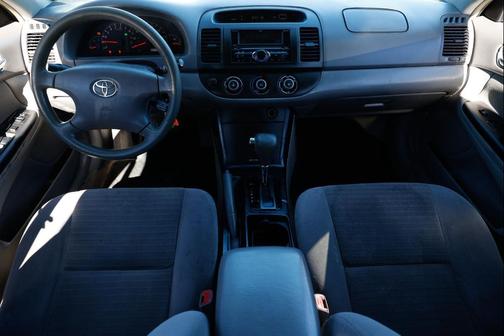 2006 Toyota Camry LE